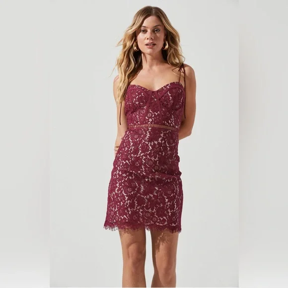 Corset Lace Mini Dress Wine-Nude / Xs